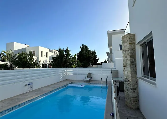 Haus 2 Schlafzimmer Und Pool Villa *