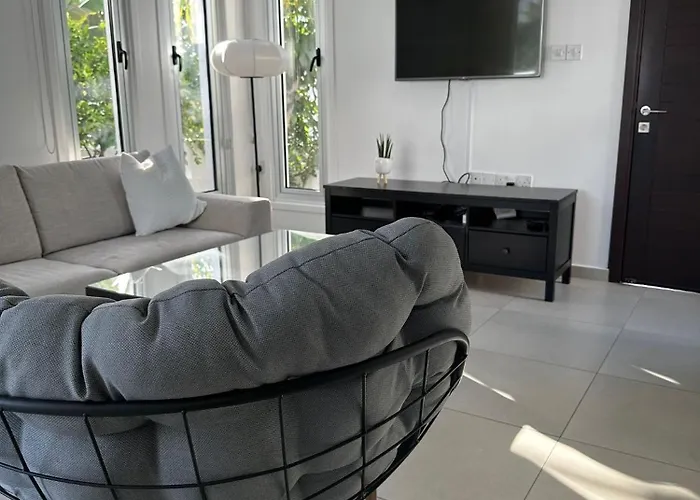 Haus 2 Schlafzimmer Und Pool Villa *