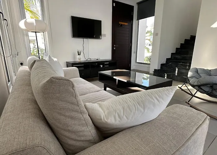 Haus 2 Schlafzimmer Und Pool *